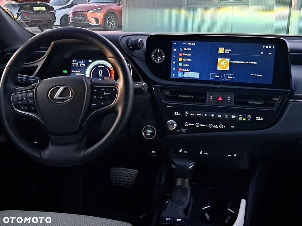 Lexus ES 300h Business Edition - 23