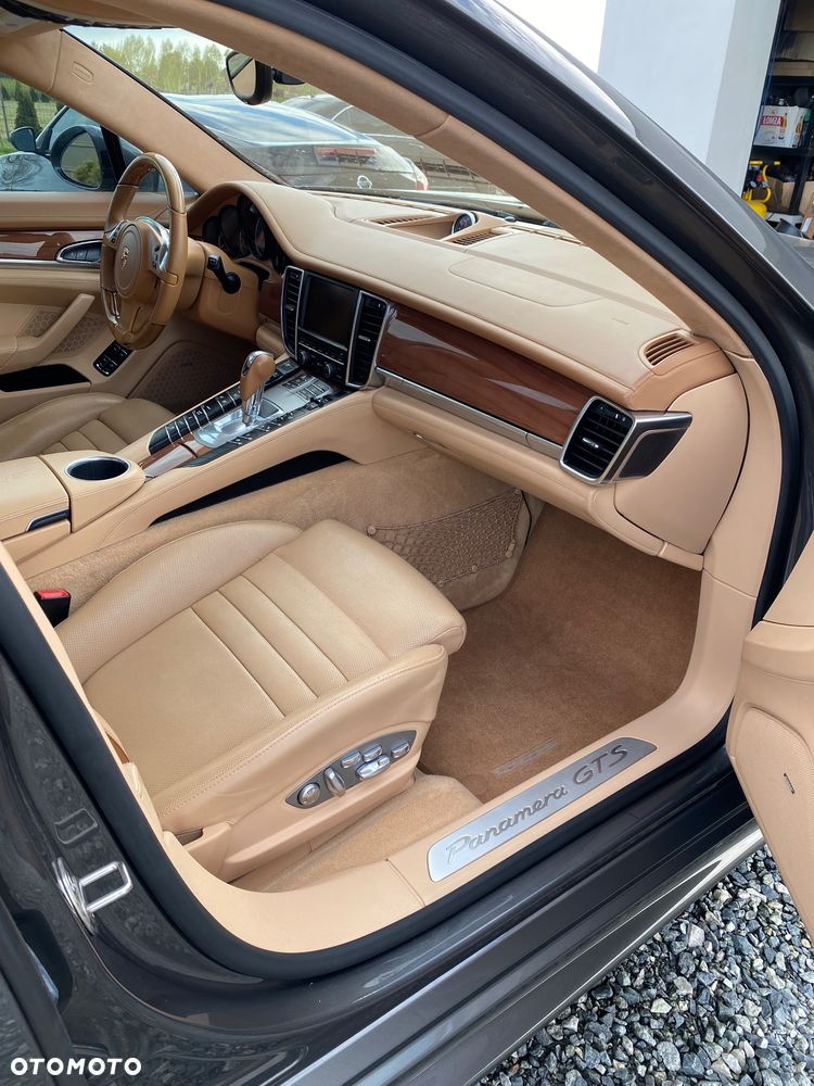 Porsche Panamera GTS - 10