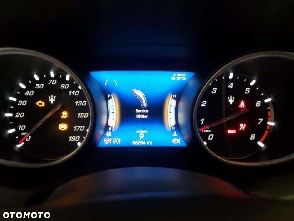 Maserati Levante - 11