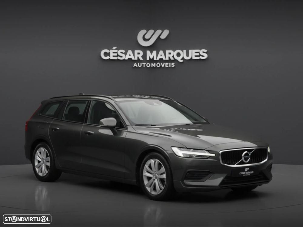 Volvo V60 2.0 D3 Momentum Plus - 2