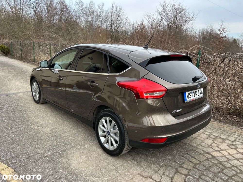 Ford Focus 1.5 EcoBlue Start-Stopp-System TITANIUM STYLE - 13