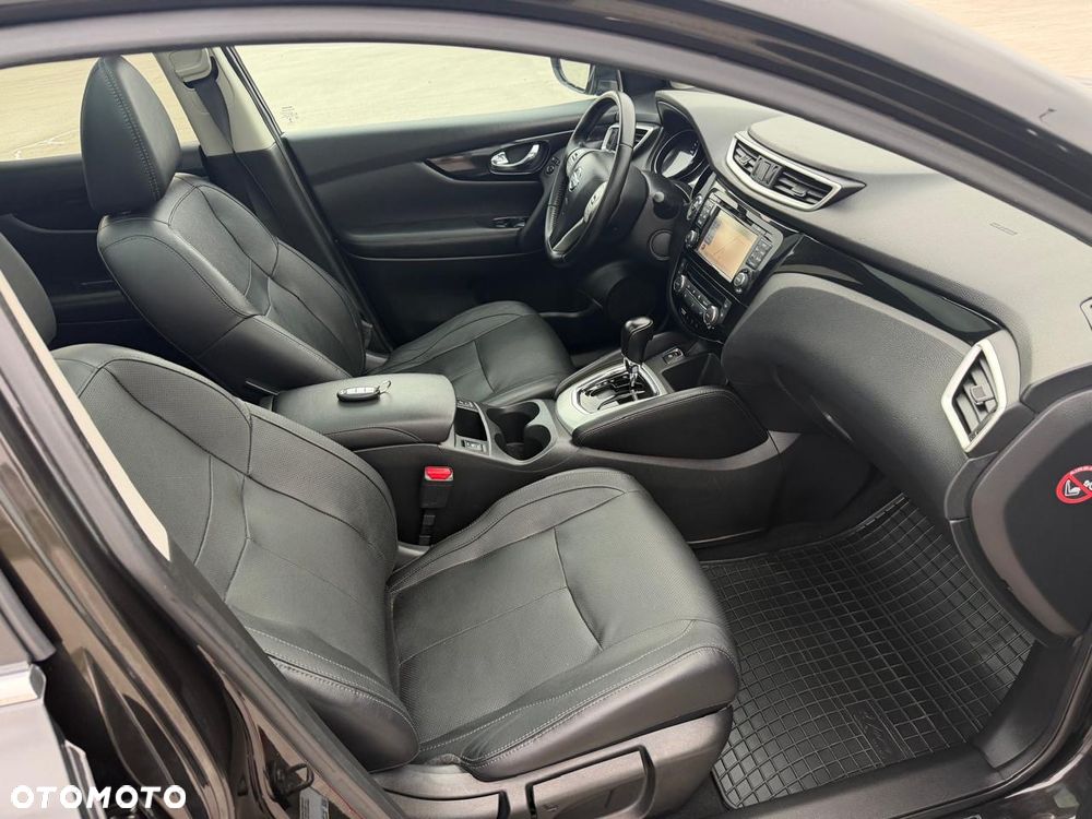 Nissan Qashqai 1.6 DCi Tekna Xtronic - 33