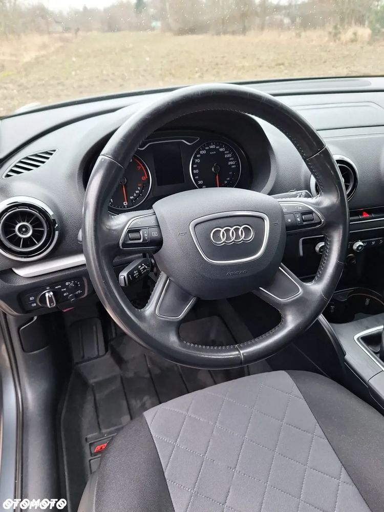 Audi A3 1.4 TFSI Ambiente - 3