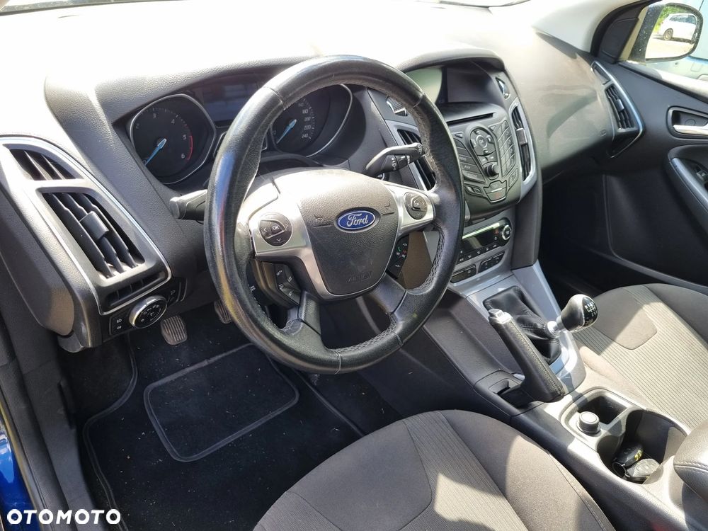 Ford Focus Turnier 2.0 TDCi DPF Titanium - 12