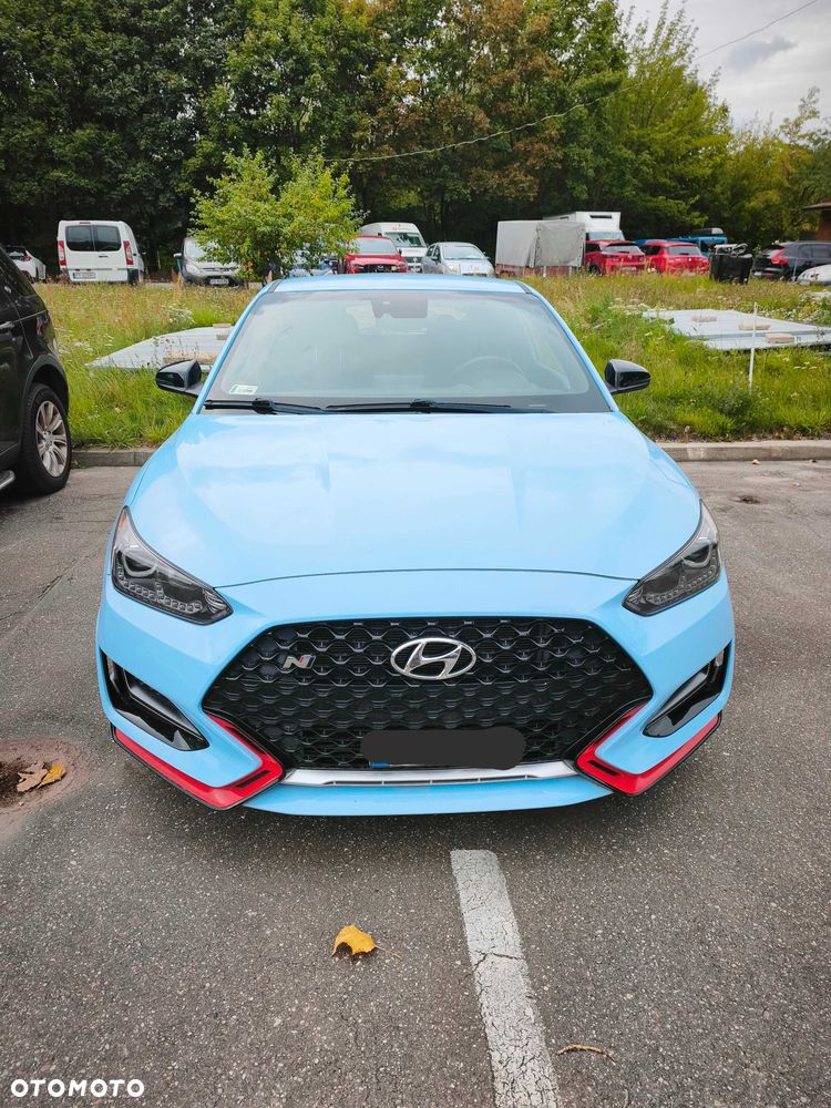 Hyundai Veloster - 1