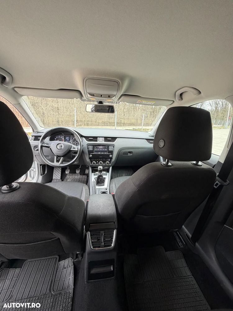 Skoda Octavia - 9