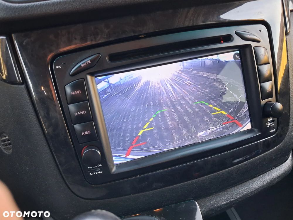 Mercedes-Benz Viano 2.2 CDI kompakt Automatik 4Matic Ambiente Activity DPF - 16