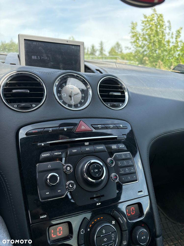 Peugeot RCZ 1.6 THP - 12
