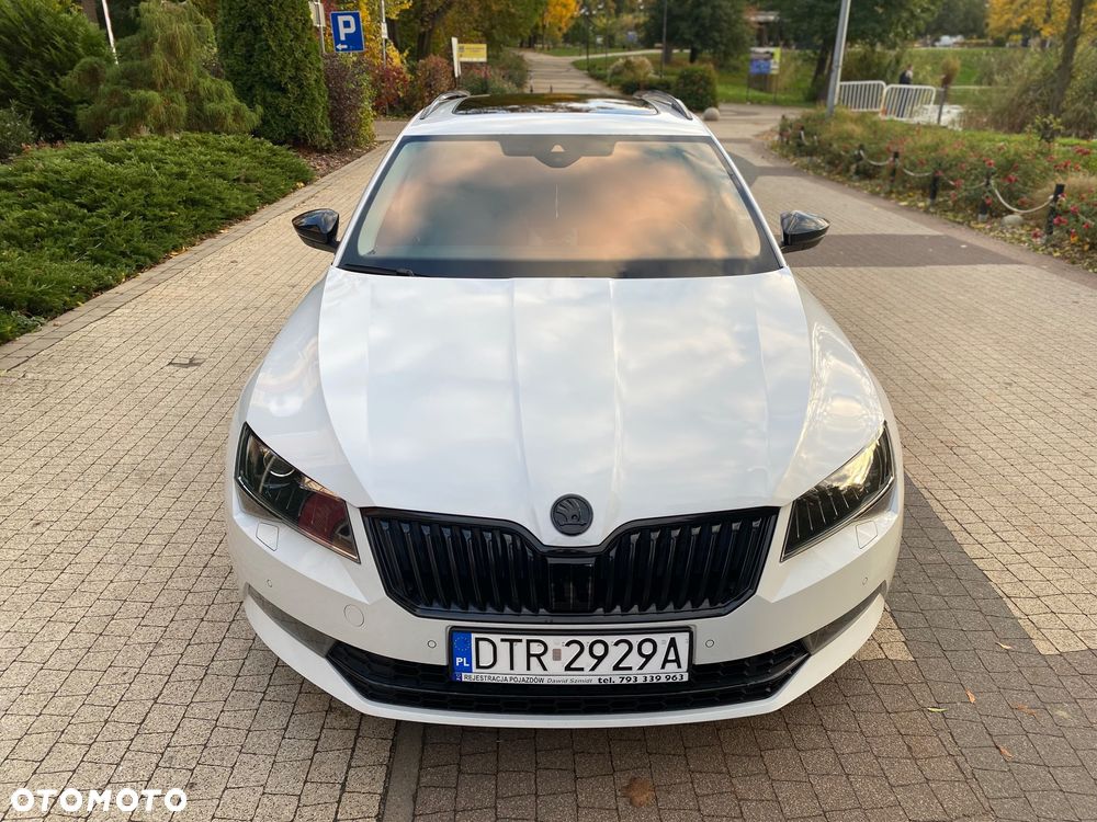 Skoda Superb Combi 2.0 TSI 4x4 DSG Style - 5