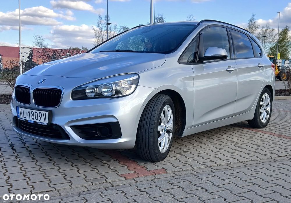 BMW Seria 2 216d - 1