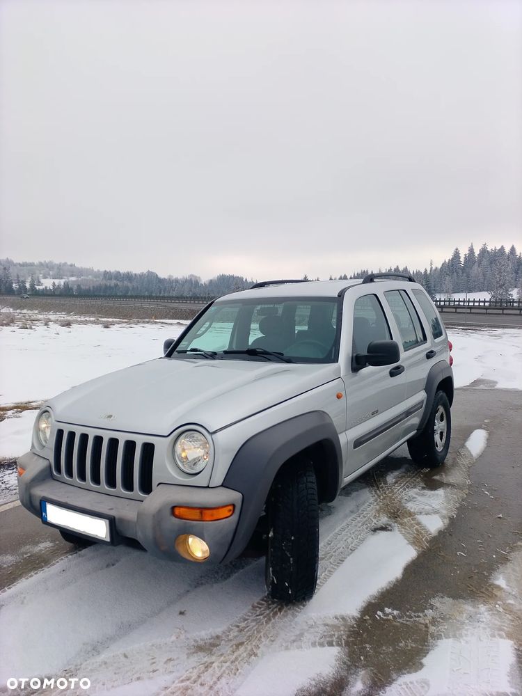 Jeep Cherokee - 10