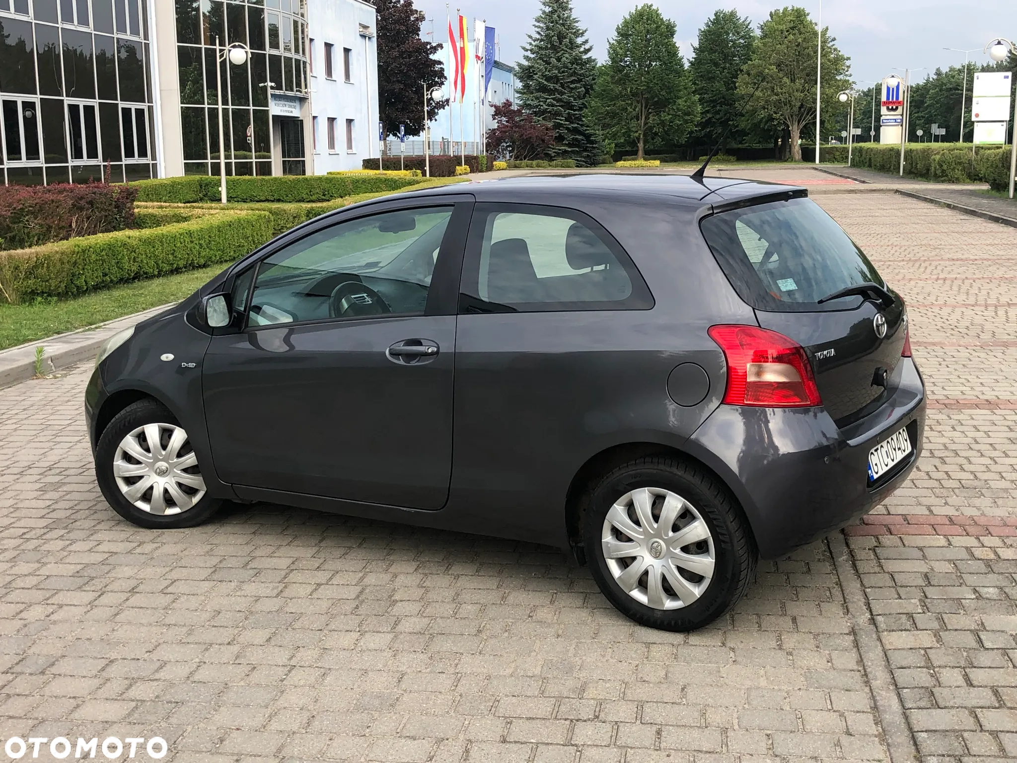Toyota Yaris - 13