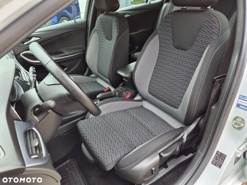 Opel Astra - 10
