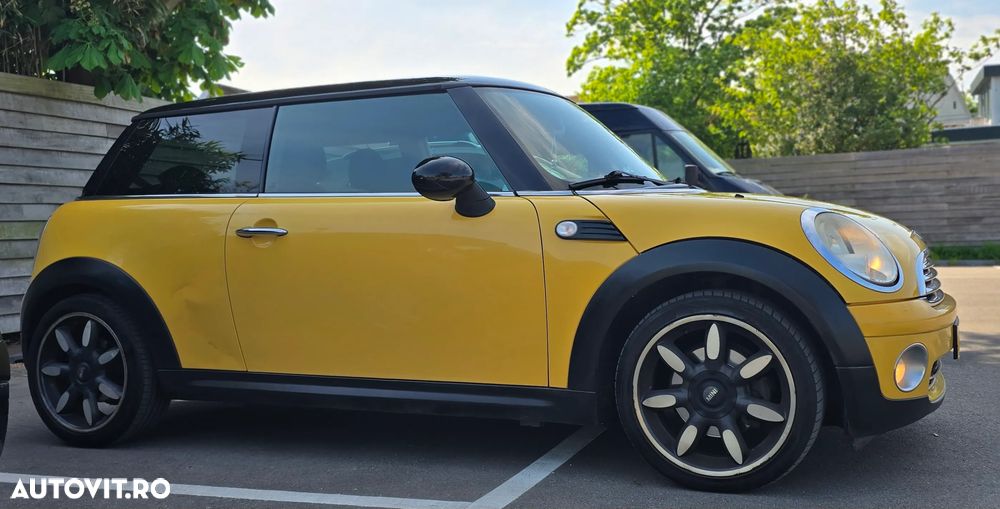 Mini Cooper Standard - 4