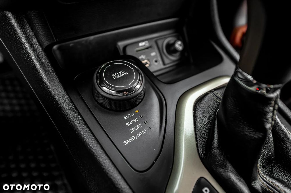 Jeep Cherokee 2.0 Multijet Active Drive I Automatik Limited - 32