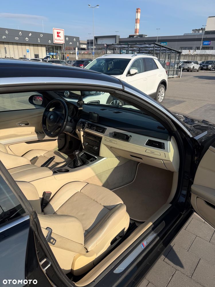 BMW Seria 3 320i - 6