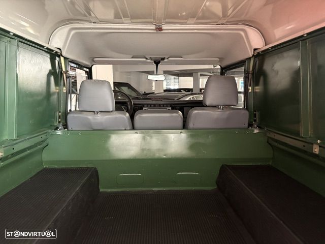 Land Rover Defender 90 2.5 TD5 Metal Top - 49
