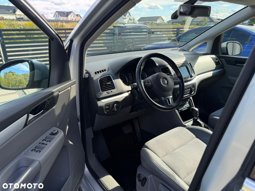 Volkswagen Sharan 2.0 TDI Highline DSG - 18