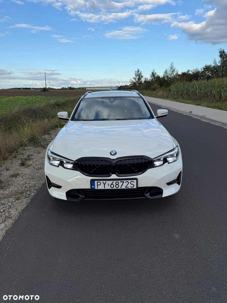 BMW 320I 2019 photo 5