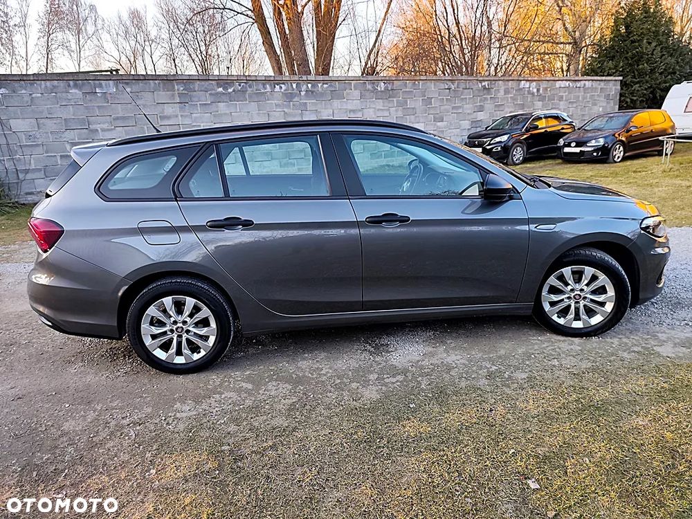 Fiat Tipo 1.4 16V More - 29