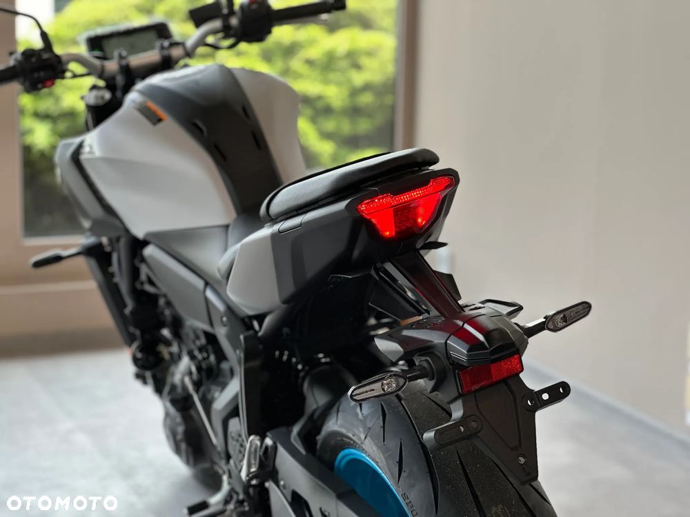 Yamaha MT - 5