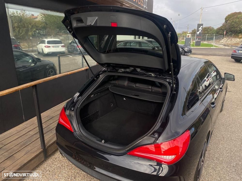 Mercedes-Benz CLA 180 d Shooting Brake - 16