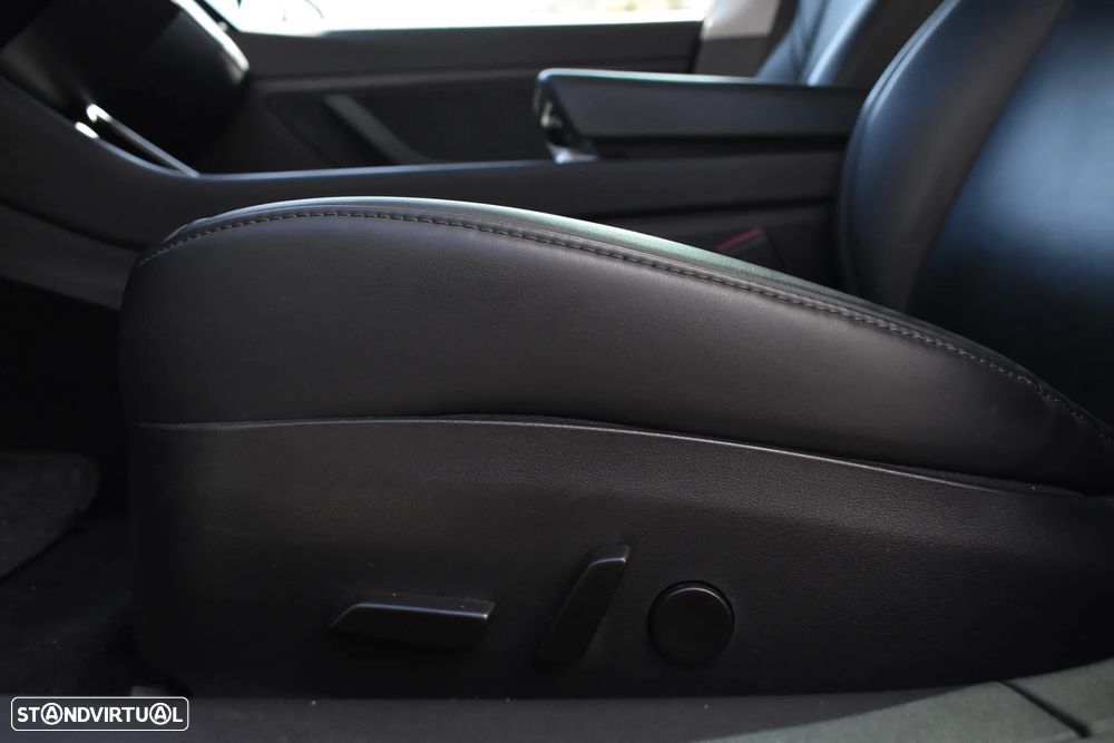Tesla Model 3 Standard RWD Plus - 27