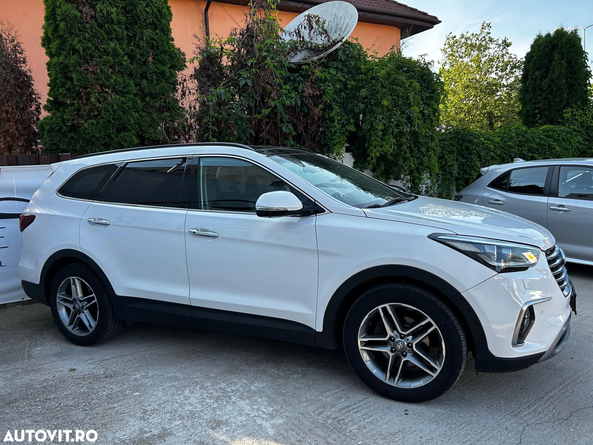 Hyundai Grand Santa Fe 2.2 CRDi ISG 4WD Aut. Luxury - 11