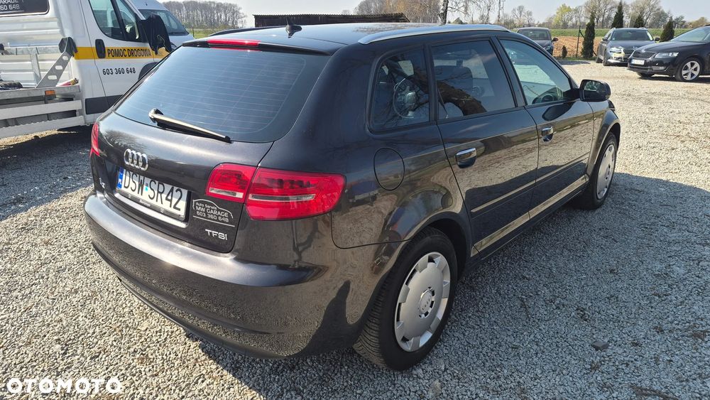 Audi A3 Sportback 1.2 TFSI Ambiente - 5