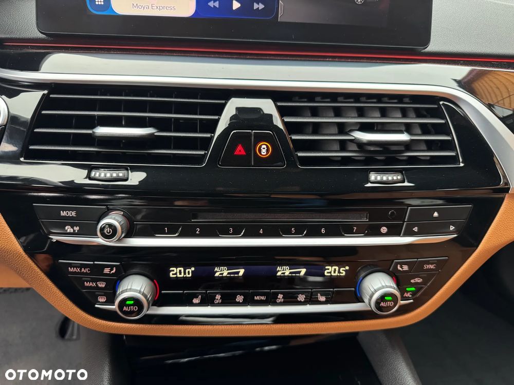 BMW Seria 5 520d Efficient Dynamics Edition Luxury Line - 14