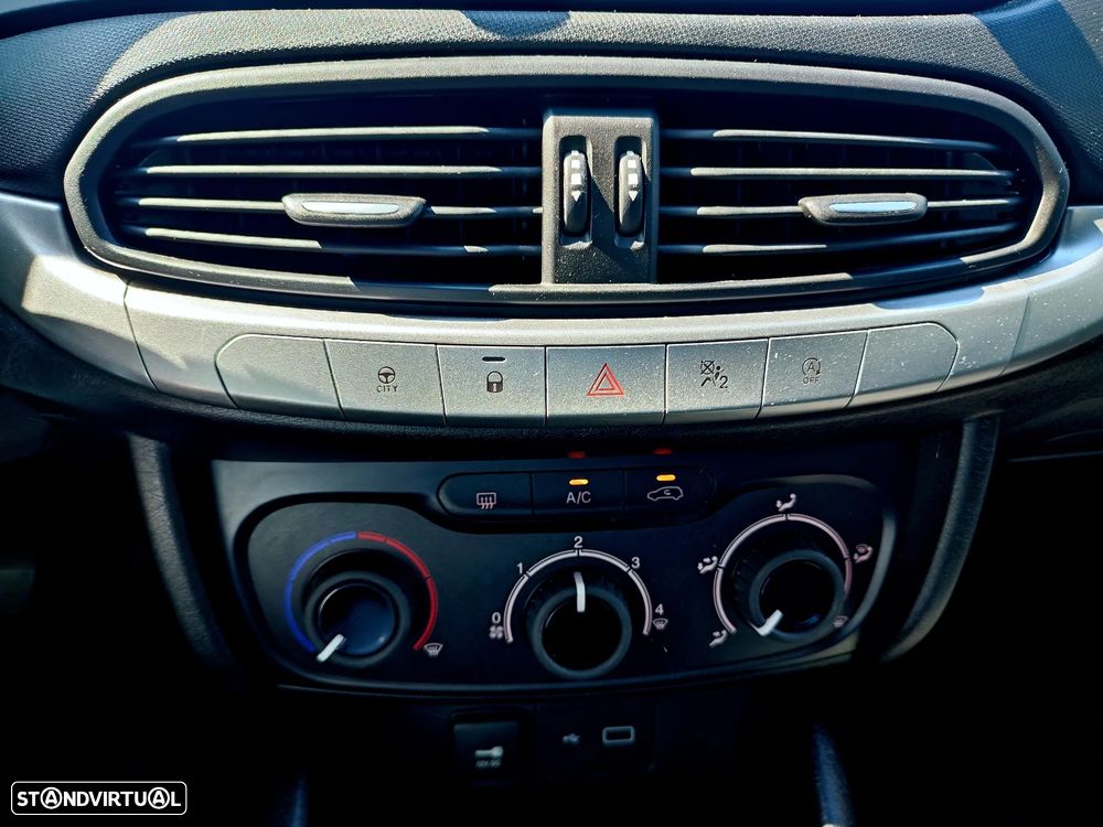 Fiat Tipo Station Wagon 1.3 M-Jet Street - 15