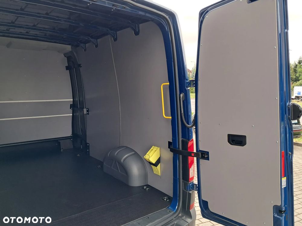 Volkswagen Crafter - 15