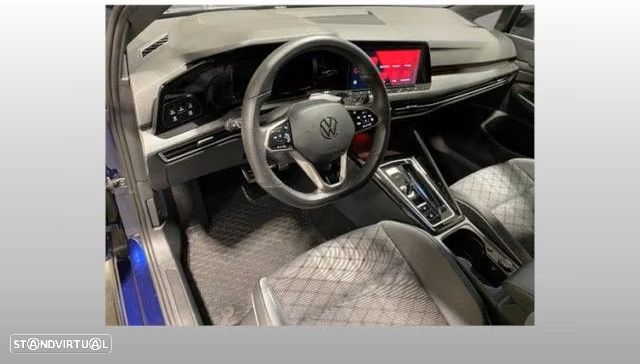 VW Golf 1.5 eTSI R-Line DSG - 8
