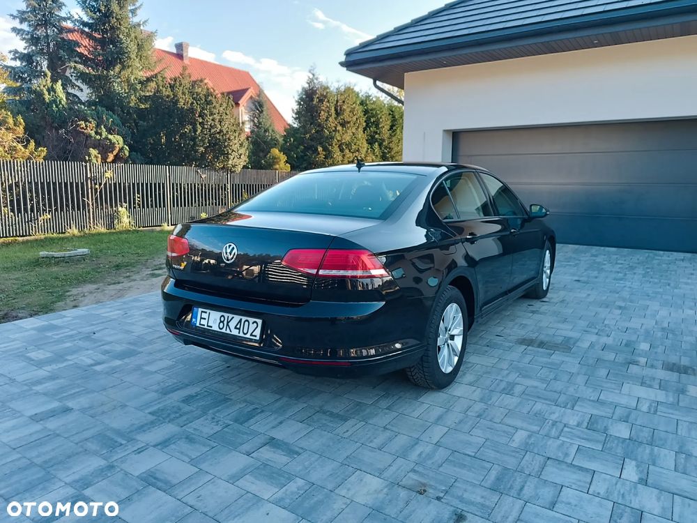 Volkswagen Passat 1.5 TSI EVO Trendline - 15