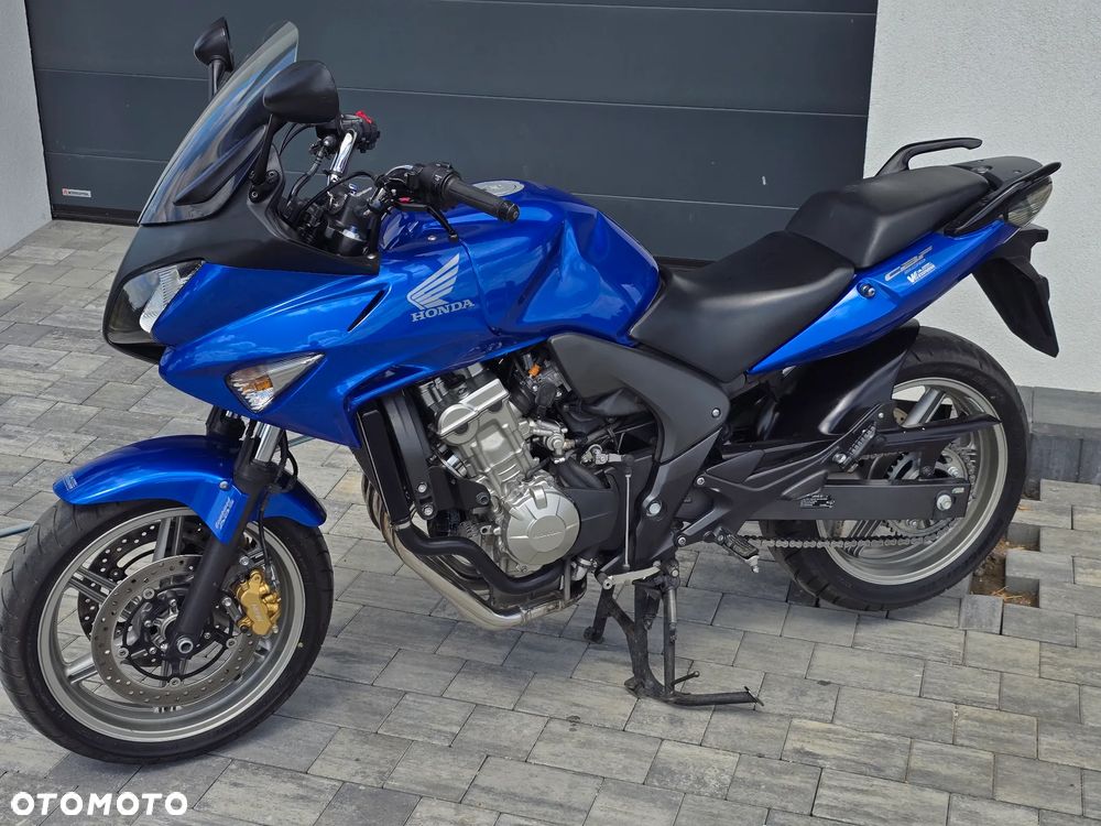 Honda CBF - 3