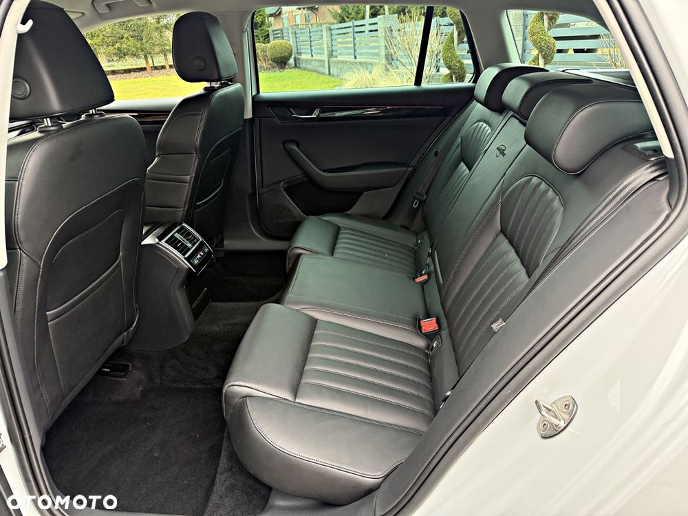 Skoda Superb 2.0 TDI DSG L&K - 19