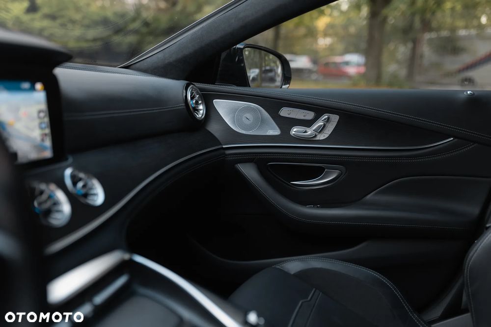 Mercedes-Benz AMG GT 53 4Matic+ Coupe 4D Speedshift TCT 9G - 13