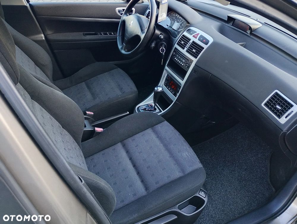 Peugeot 307 SW 110 Automatik Premium - 15