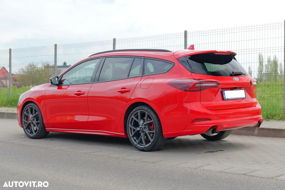 Ford Focus - 4