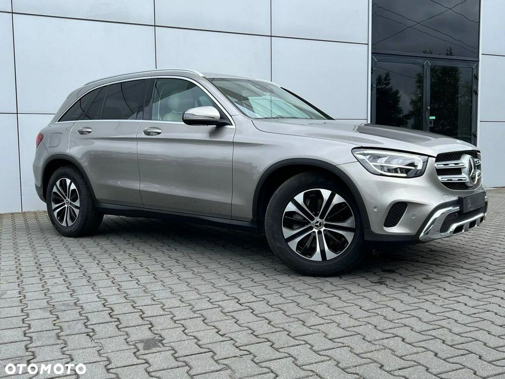 Mercedes-Benz GLC 300 d 4-Matic - 7