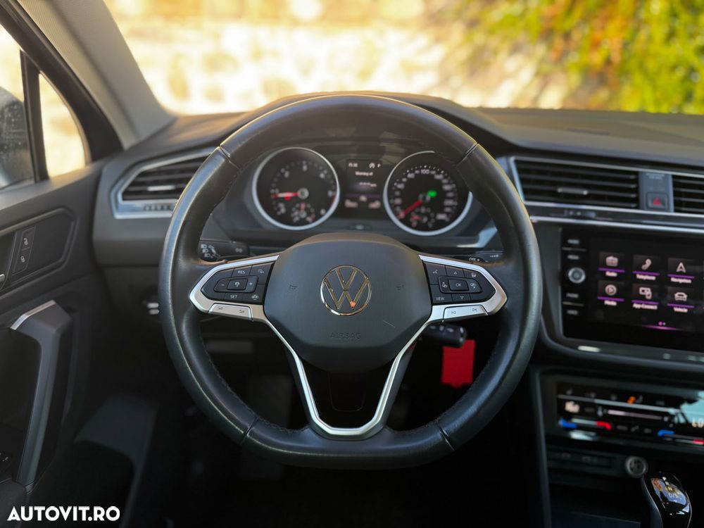 Volkswagen Tiguan 2.0 TDI DSG Life - 15