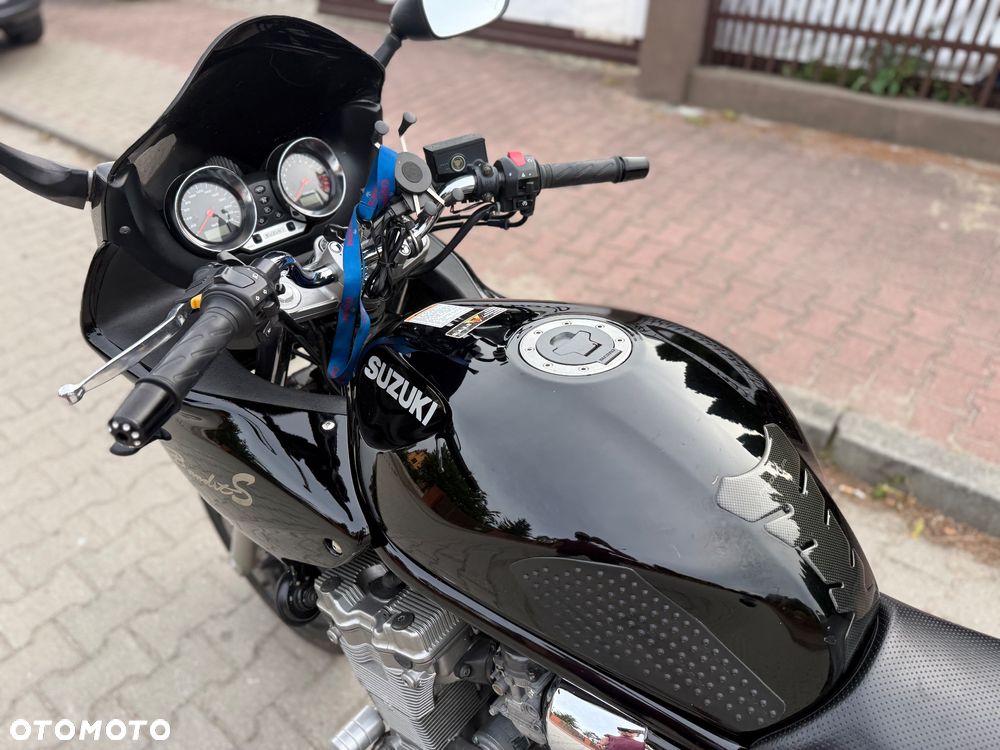 Suzuki Bandit - 25