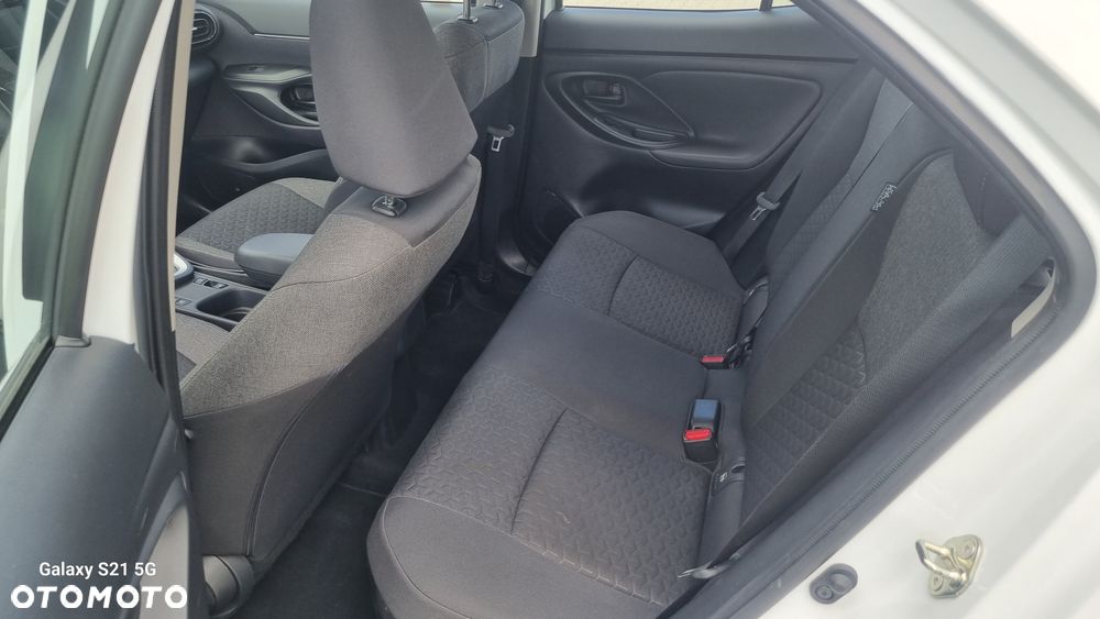 Toyota Yaris Cross Hybrid 1.5 Comfort - 10