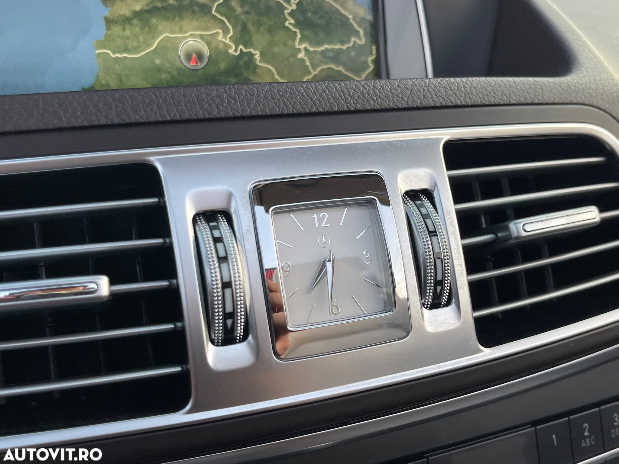 Mercedes-Benz E 400 Cabrio 7G-TRONIC - 26