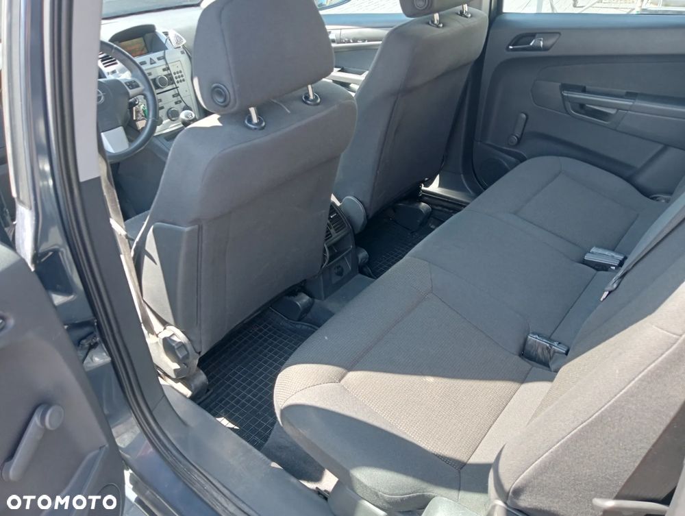 Opel Zafira 1.8 Essentia EU5 - 8