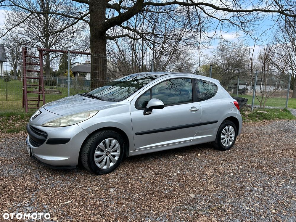 Peugeot 207 1.4 16V Presence - 1