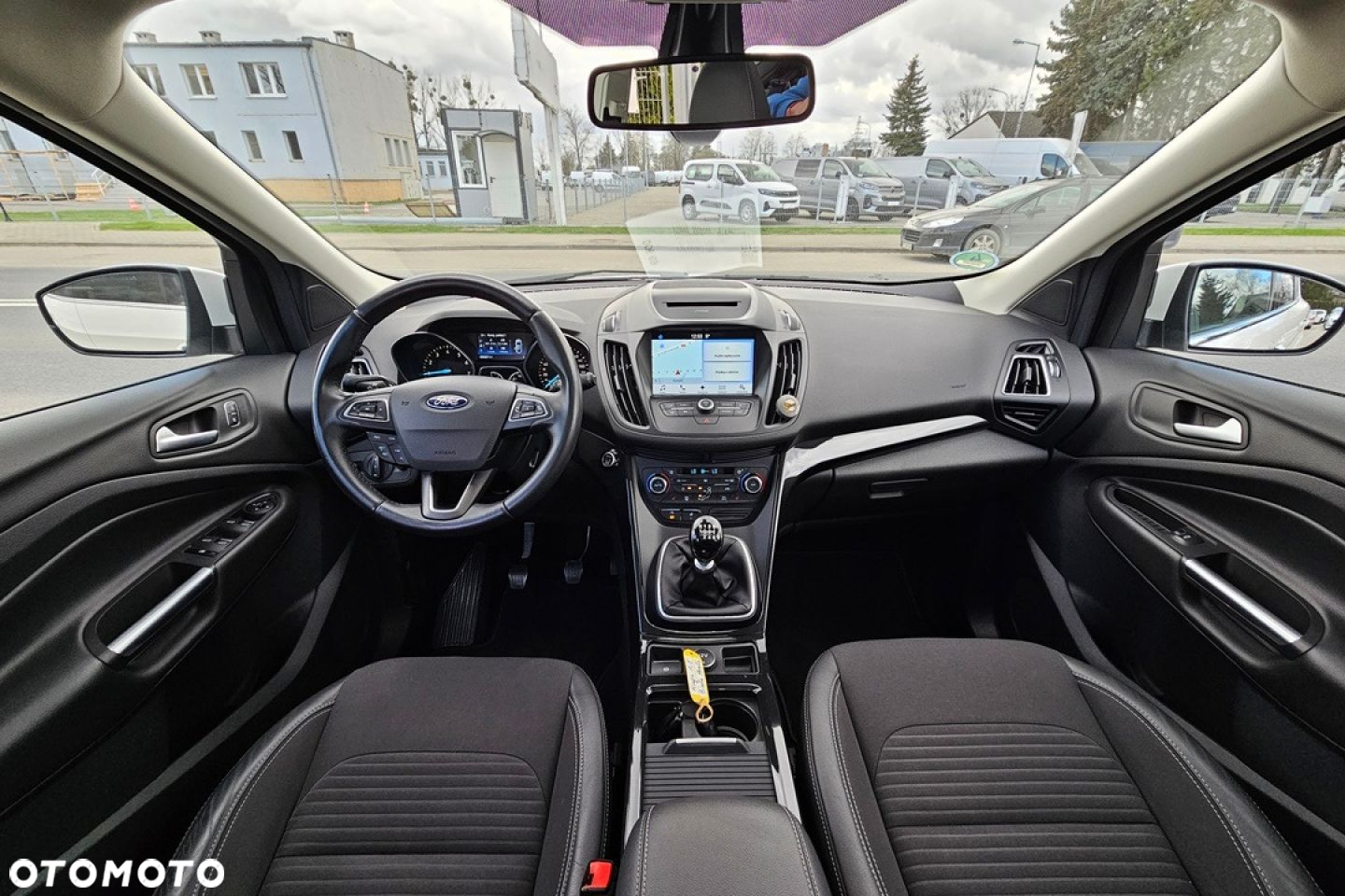 Ford Kuga - 18
