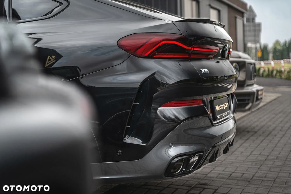 BMW X6 M60i xDrive - 21