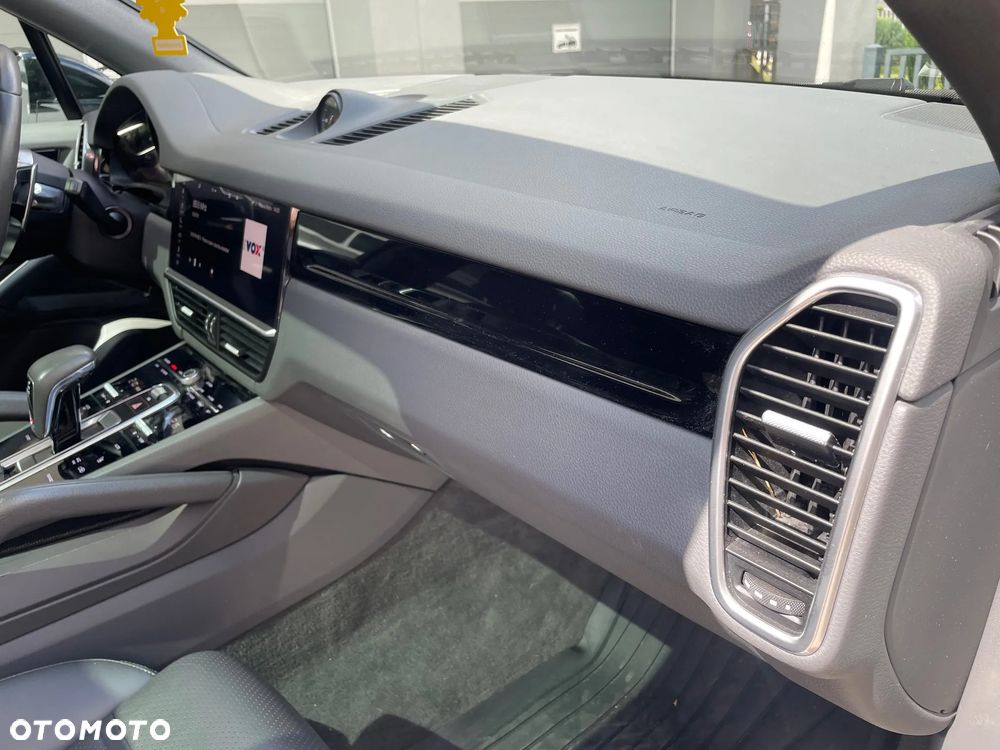 Porsche Cayenne Tiptronic S - 10