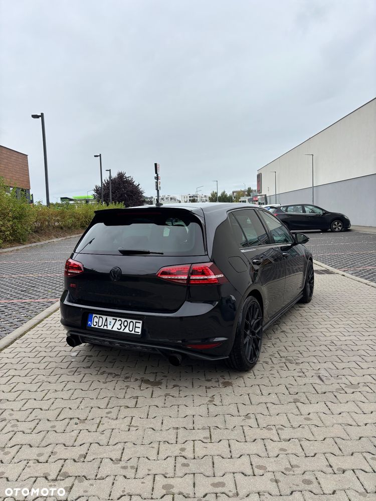 Volkswagen Golf 2.0 TSI BMT GTI DSG - 3
